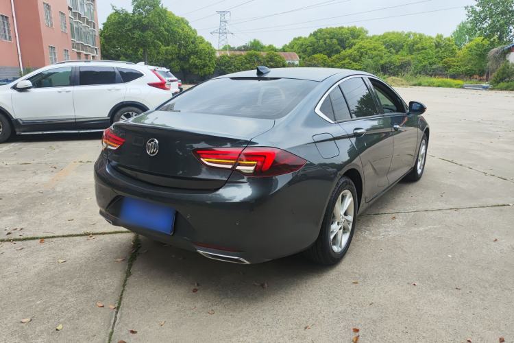 Used Buick Regal 2020 552T Elite Edition Rear Right 45 Deg