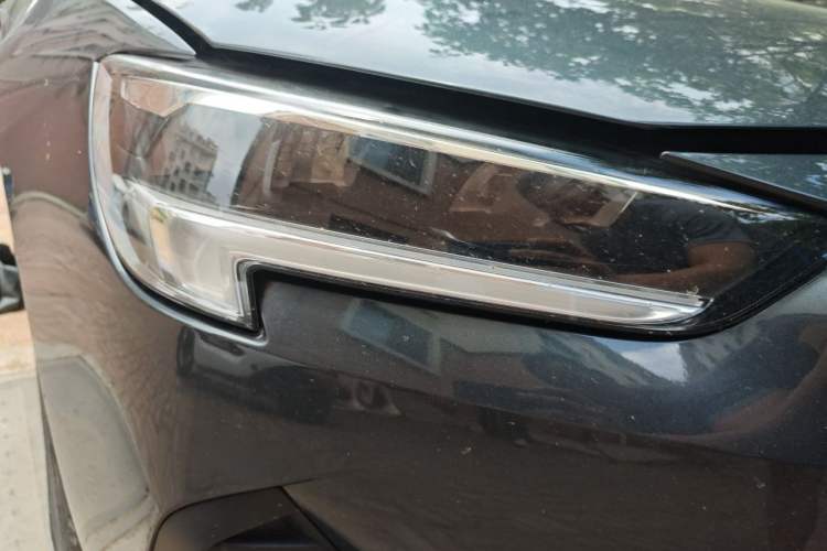 Used Buick Regal 2020 552T Elite Edition Right Front Headlight