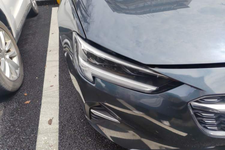 Used Buick Regal 2020 552T Elite Edition Right Front Headlight