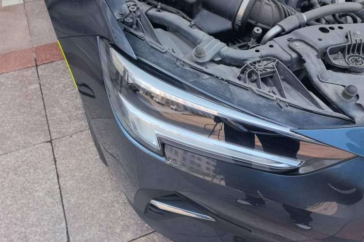 Used Buick Regal 2020 552T Elite Edition Right Front Headlight