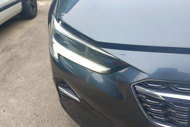 Used Buick Regal 2020 552T Elite Edition Right Front Headlight