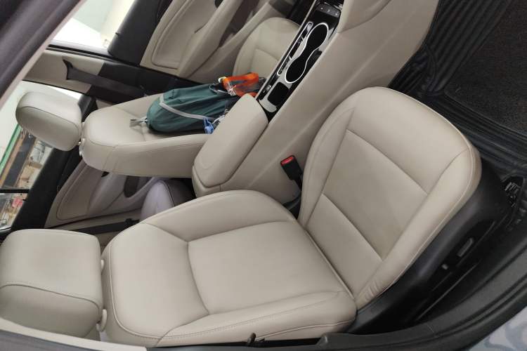 Used Buick Regal 2020 552T Elite Edition Right Front Seat