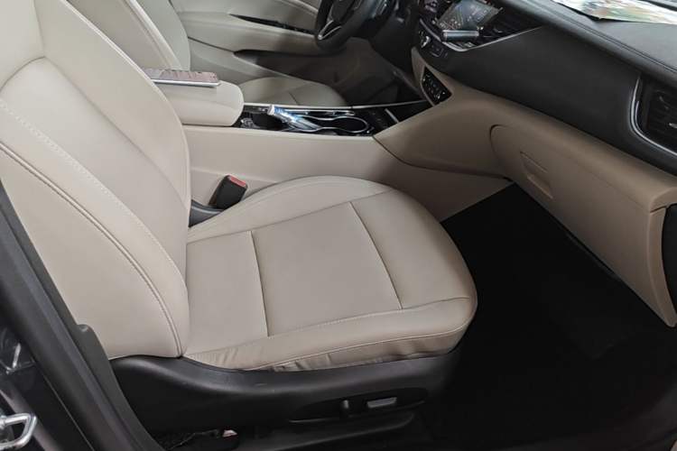 Used Buick Regal 2020 552T Elite Edition Right Front Seat