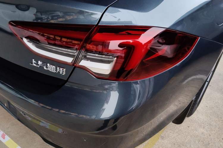 Used Buick Regal 2020 552T Luxury Version Right Rear Taillight