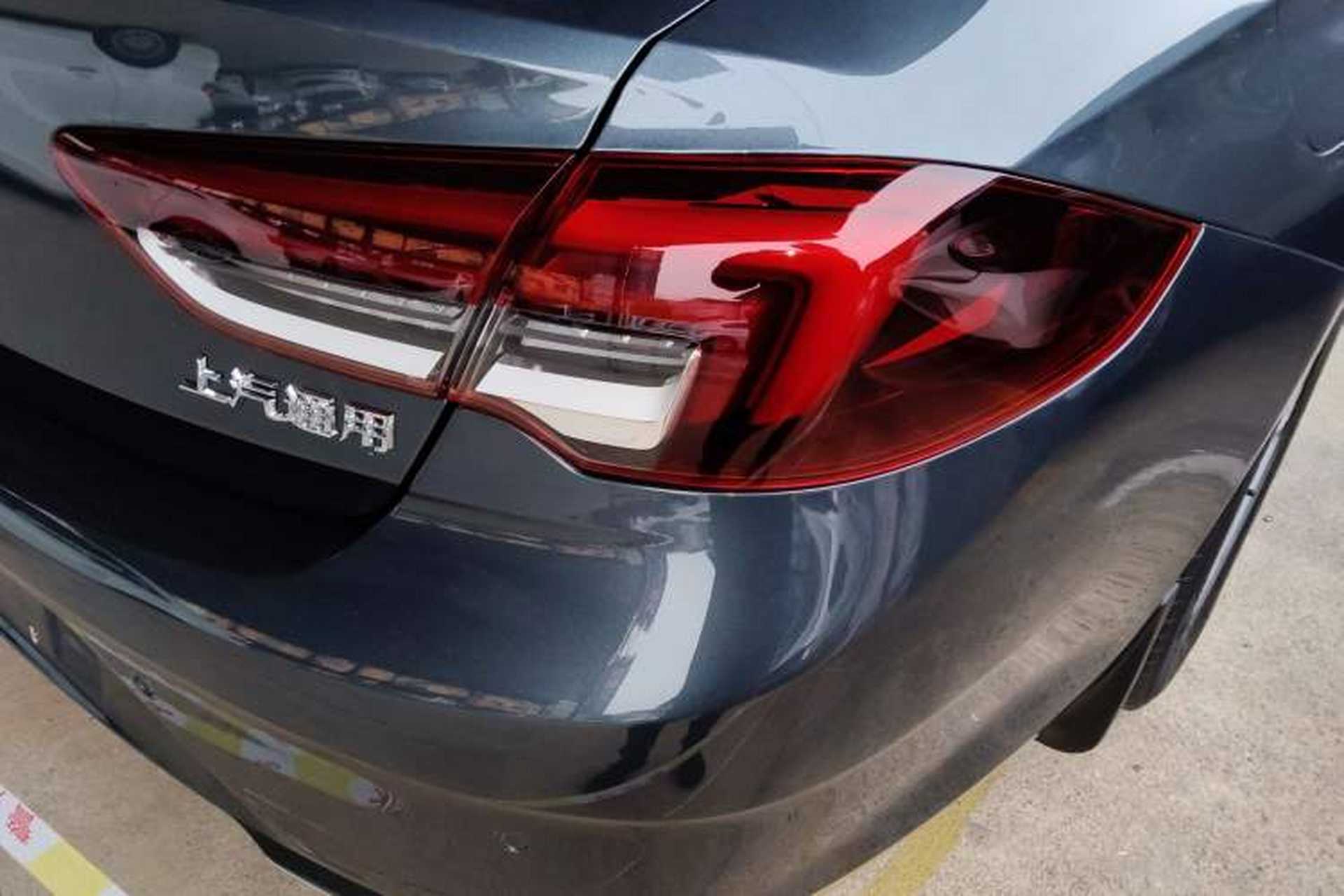 Used Buick Regal 2020 552T Luxury Version Right Rear Taillight