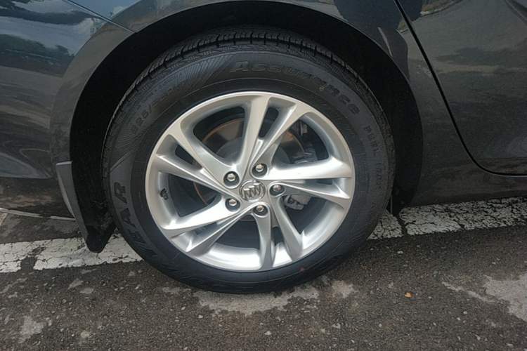 Used Buick Regal 2020 552T Luxury Version Right Rear Wheel Hub