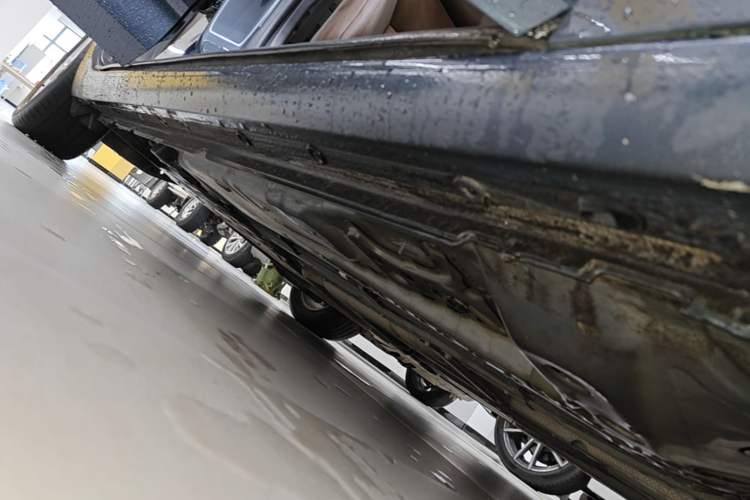 Used Buick Regal 2020 552T Luxury Version Right Side Sill