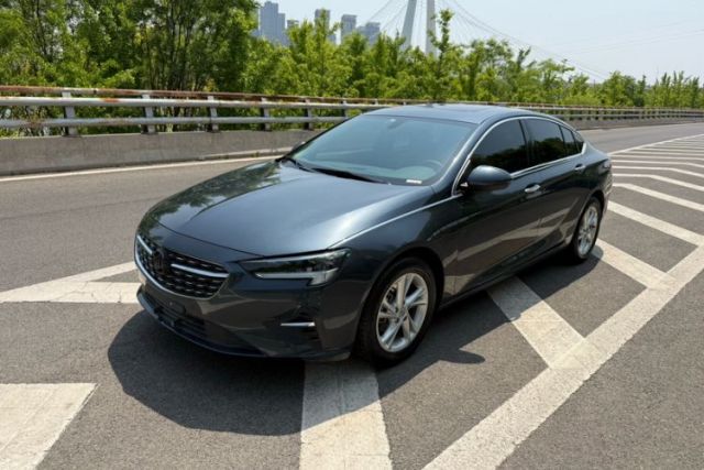 Buick Regal 2020 552T Luxury Version de segunda mano