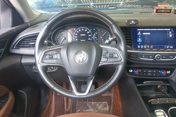 Used Buick Regal 2020 552T Luxury Version Steering Wheel