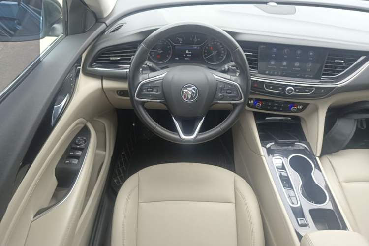 Used Buick Regal 2020 552T Elite Edition Steering Wheel