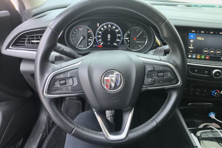Used Buick Regal 2020 552T Luxury Version Steering Wheel