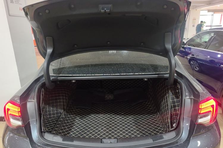 Used Buick Regal 2020 552T Luxury Version Trunk