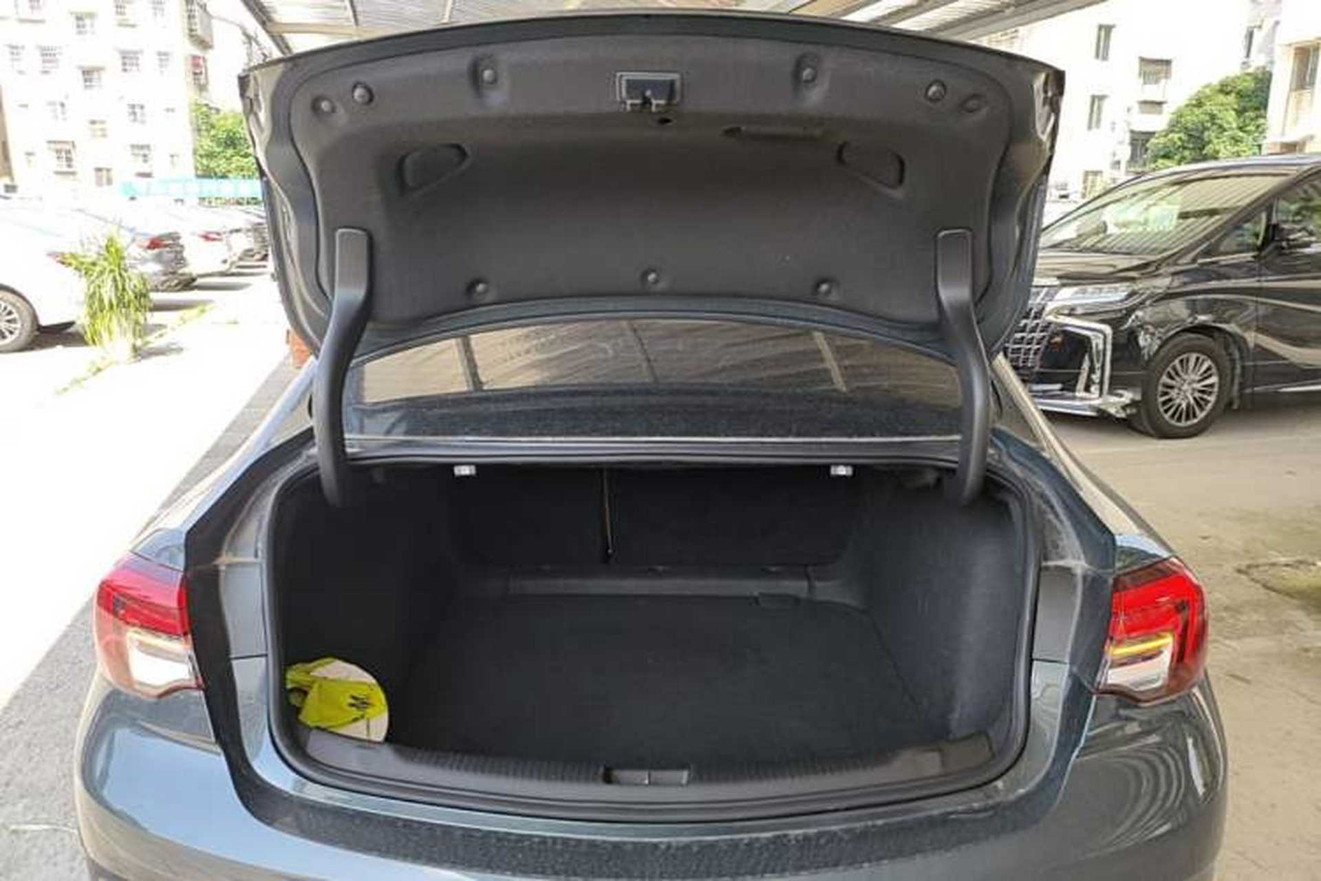 Used Buick Regal 2020 552T Luxury Version Trunk