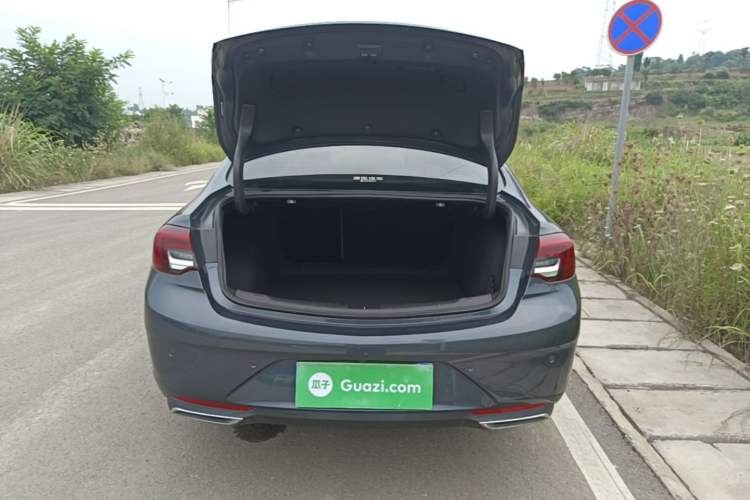 Used Buick Regal 2020 552T Elite Edition Trunk