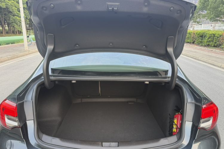 Used Buick Regal 2020 552T Elite Edition Trunk
