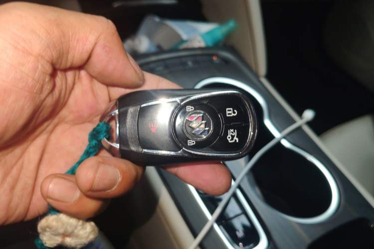 Used Buick Regal 2020 552T Elite Edition Vehicle Key
