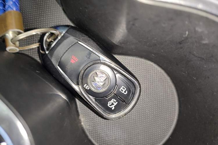 Used Buick Regal 2020 552T Luxury Version Vehicle Key