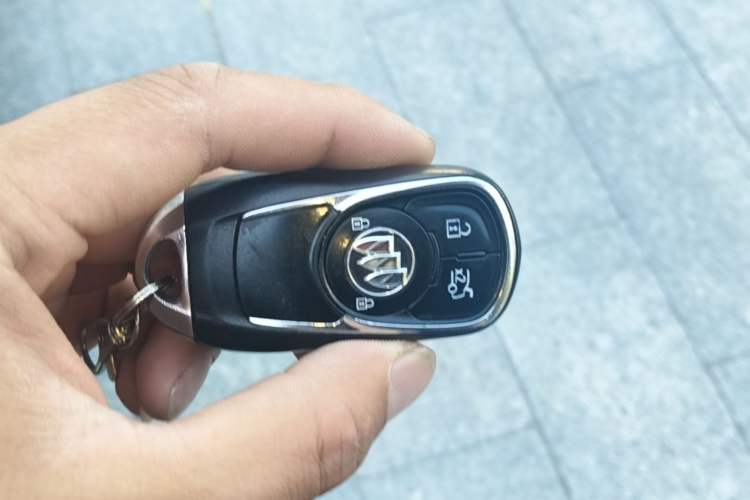 Used Buick Regal 2020 552T Elite Edition Vehicle Key