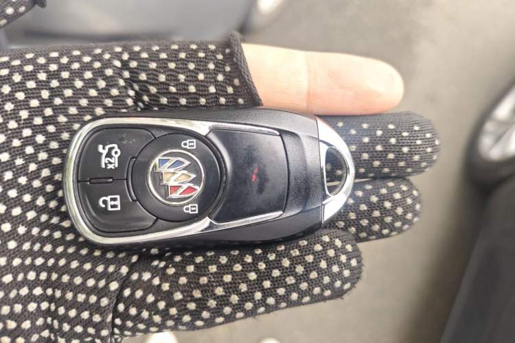 Used Buick Regal 2020 552T Elite Edition Vehicle Key