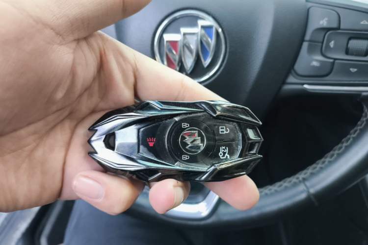 Used Buick Regal 2020 552T Luxury Version Vehicle Key