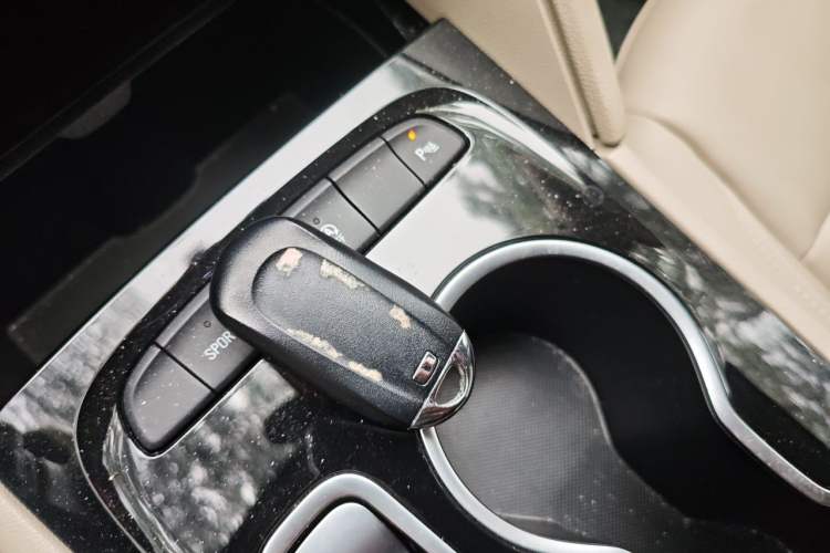 Used Buick Regal 2020 552T Elite Edition Vehicle Key