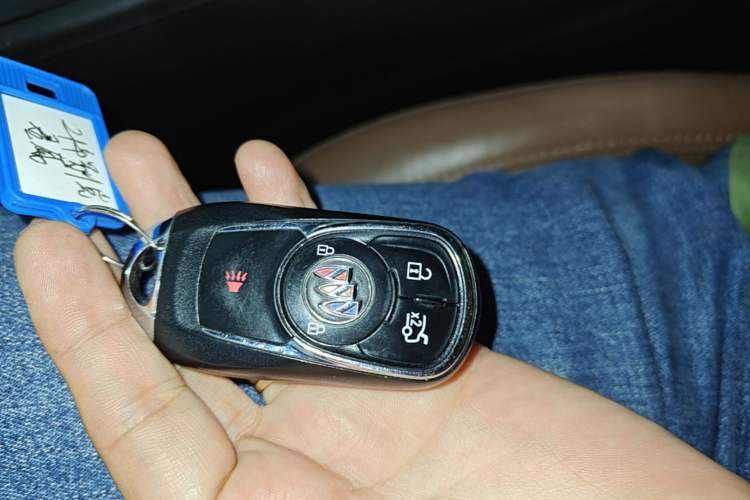Used Buick Regal 2020 552T Luxury Version Vehicle Key