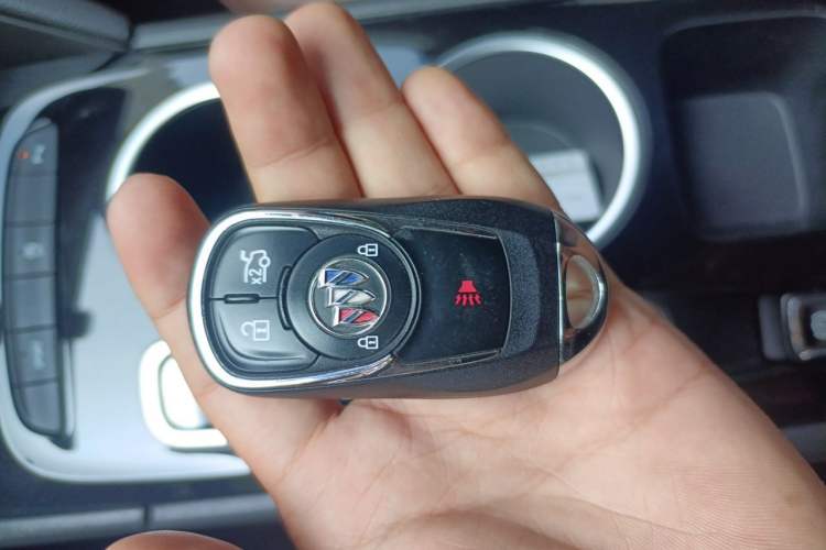 Used Buick Regal 2020 552T Luxury Version Vehicle Key