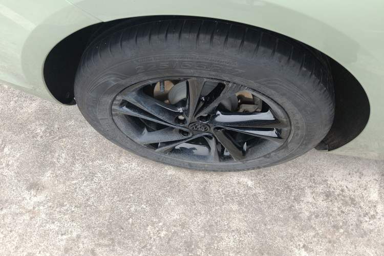 Used Buick Regal 2020 552T Elite Edition Right Rear Wheel Hub