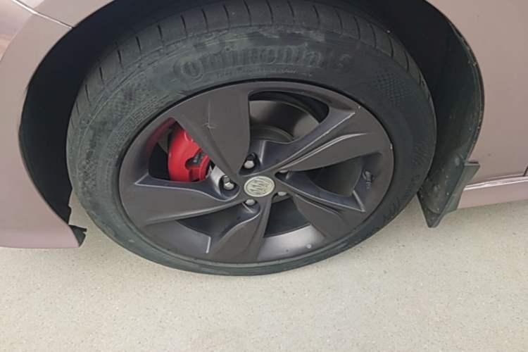 Used Buick Regal 2020 GS 28T Elite Model Left Front Wheel Hub