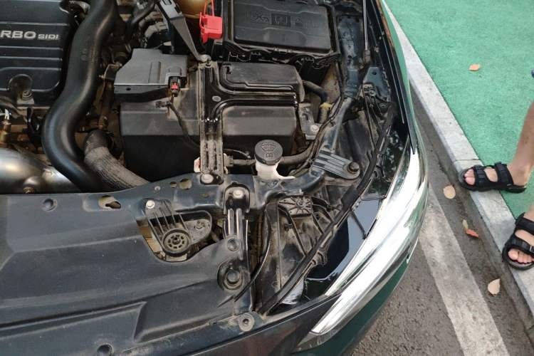 Used Buick Regal 2020 552T Elite Edition Engine Bay Left