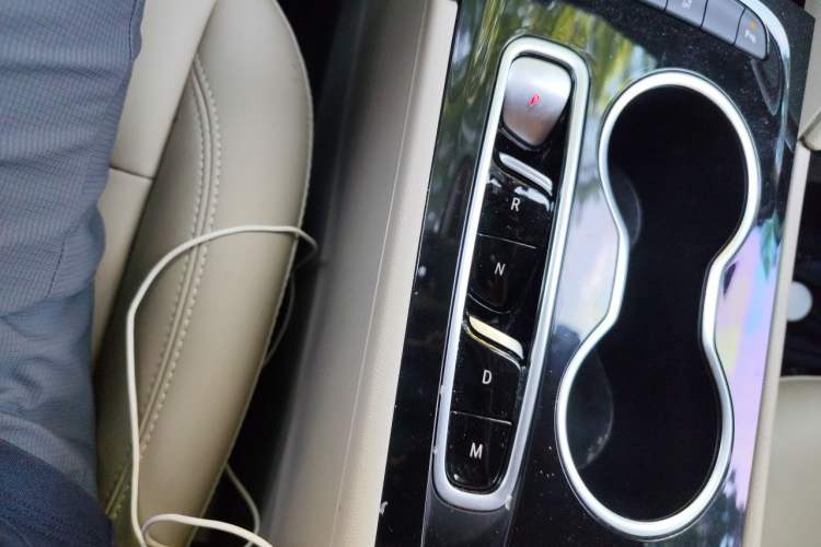 Used Buick Regal 2020 552T Elite Edition Gear Lever