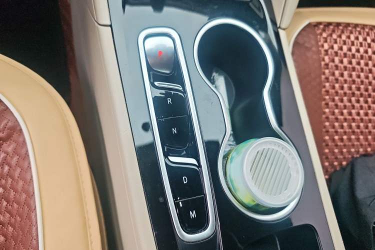 Used Buick Regal 2020 552T Elite Edition Gear Lever
