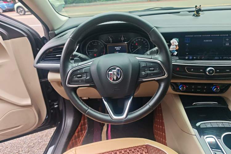 Used Buick Regal 2020 552T Elite Edition Steering Wheel