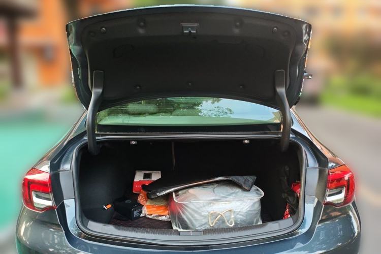 Used Buick Regal 2020 552T Elite Edition Trunk