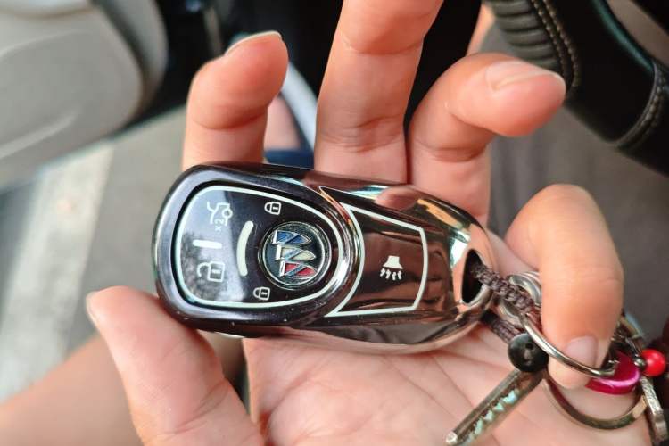 Used Buick Regal 2020 552T Elite Edition Vehicle Key