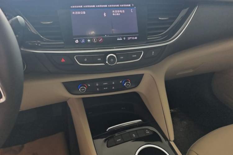 Used Buick Regal 2020 552T Elite Edition Audio And AC Panel