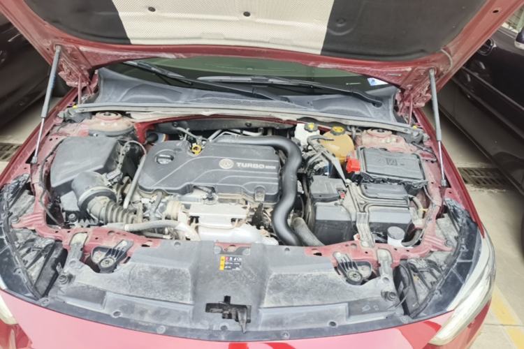 Used Buick Regal 2020 552T Elite Edition Engine Bay