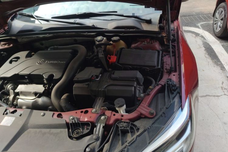 Used Buick Regal 2020 552T Elite Edition Engine Bay Left