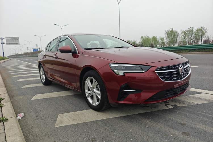 Used Buick Regal 2020 552T Luxury Version Exterior 2