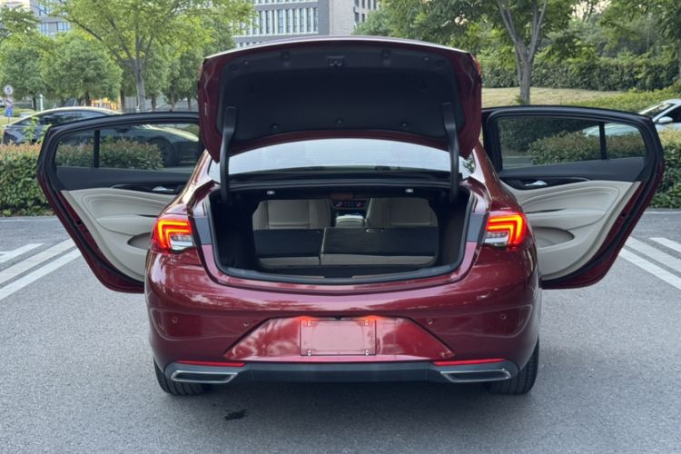 Used Buick Regal 2020 552T Elite Edition Exterior 4