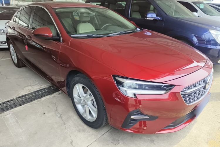 Used Buick Regal 2020 552T Elite Edition Front Right 45 Deg