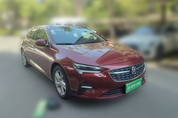 Used Buick Regal 2020 552T Elite Edition Front Right 45 Deg