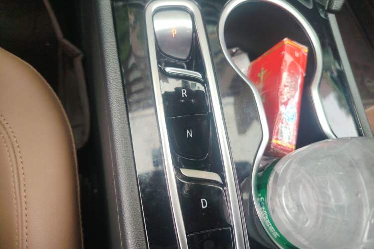 Used Buick Regal 2020 552T Luxury Version Gear Lever