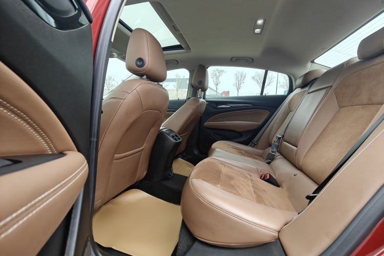 Used Buick Regal 2020 552T Luxury Version Interior 2