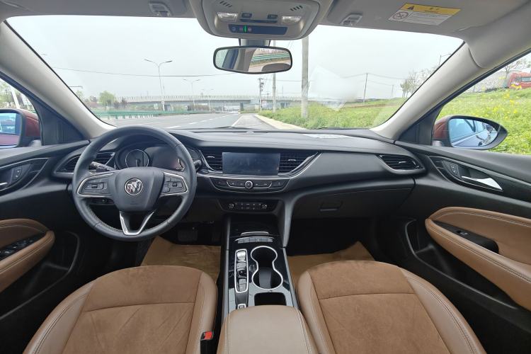 Used Buick Regal 2020 552T Luxury Version Interior 3