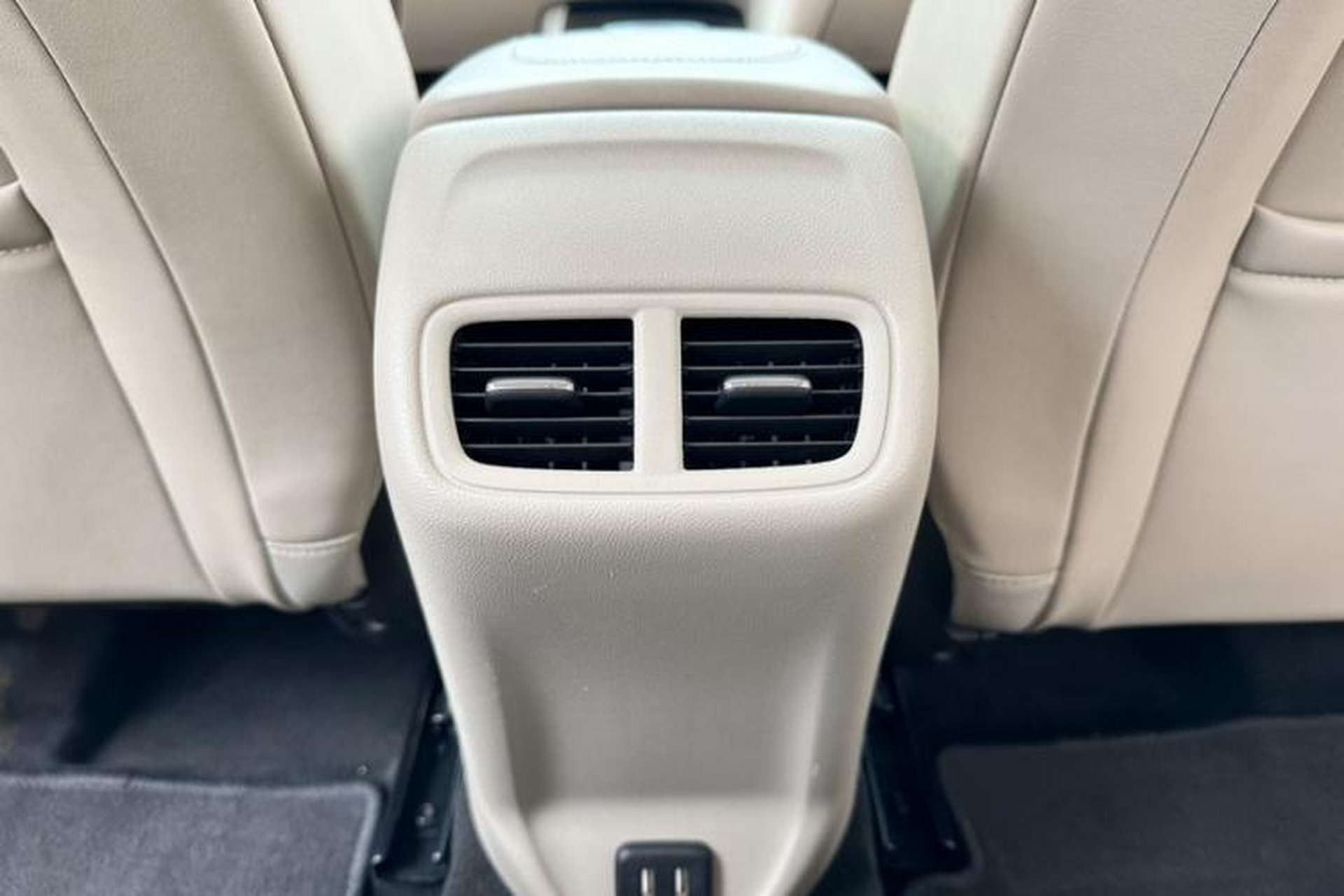 Used Buick Regal 2020 552T Elite Edition Interior 3