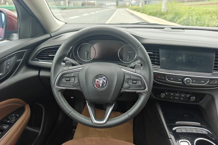 Used Buick Regal 2020 552T Luxury Version Interior 4