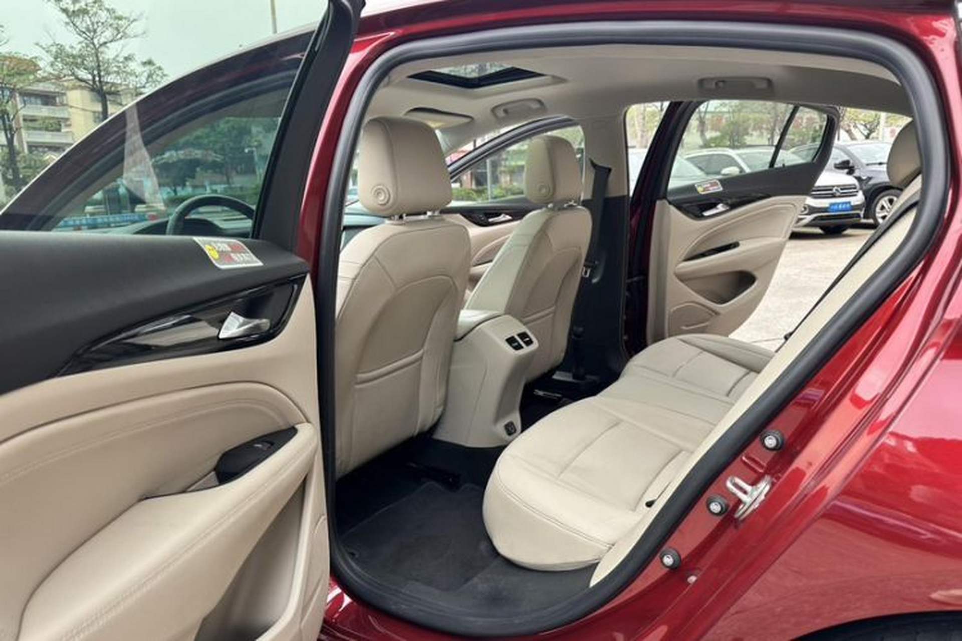 Used Buick Regal 2020 552T Elite Edition Interior 9