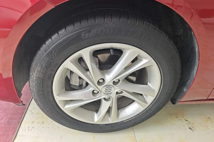 Used Buick Regal 2020 552T Elite Edition Left Front Wheel Hub