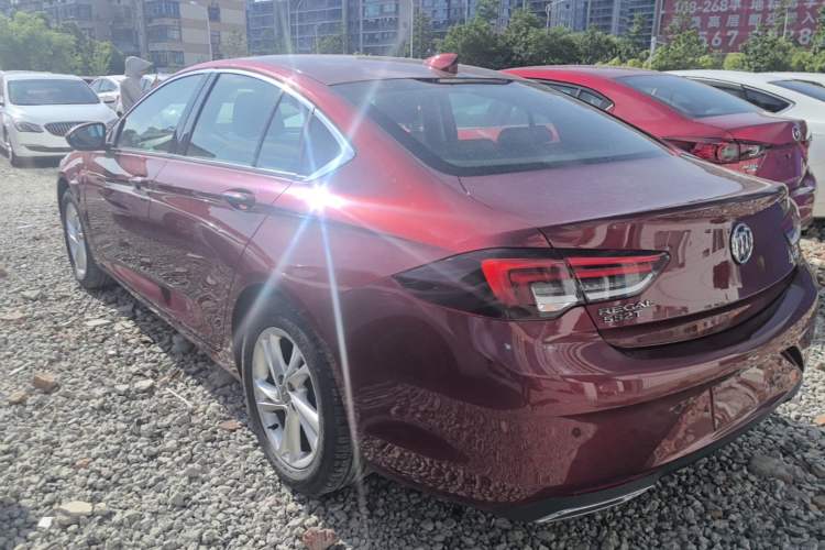 Used Buick Regal 2020 552T Luxury Version Rear Left 45 Deg